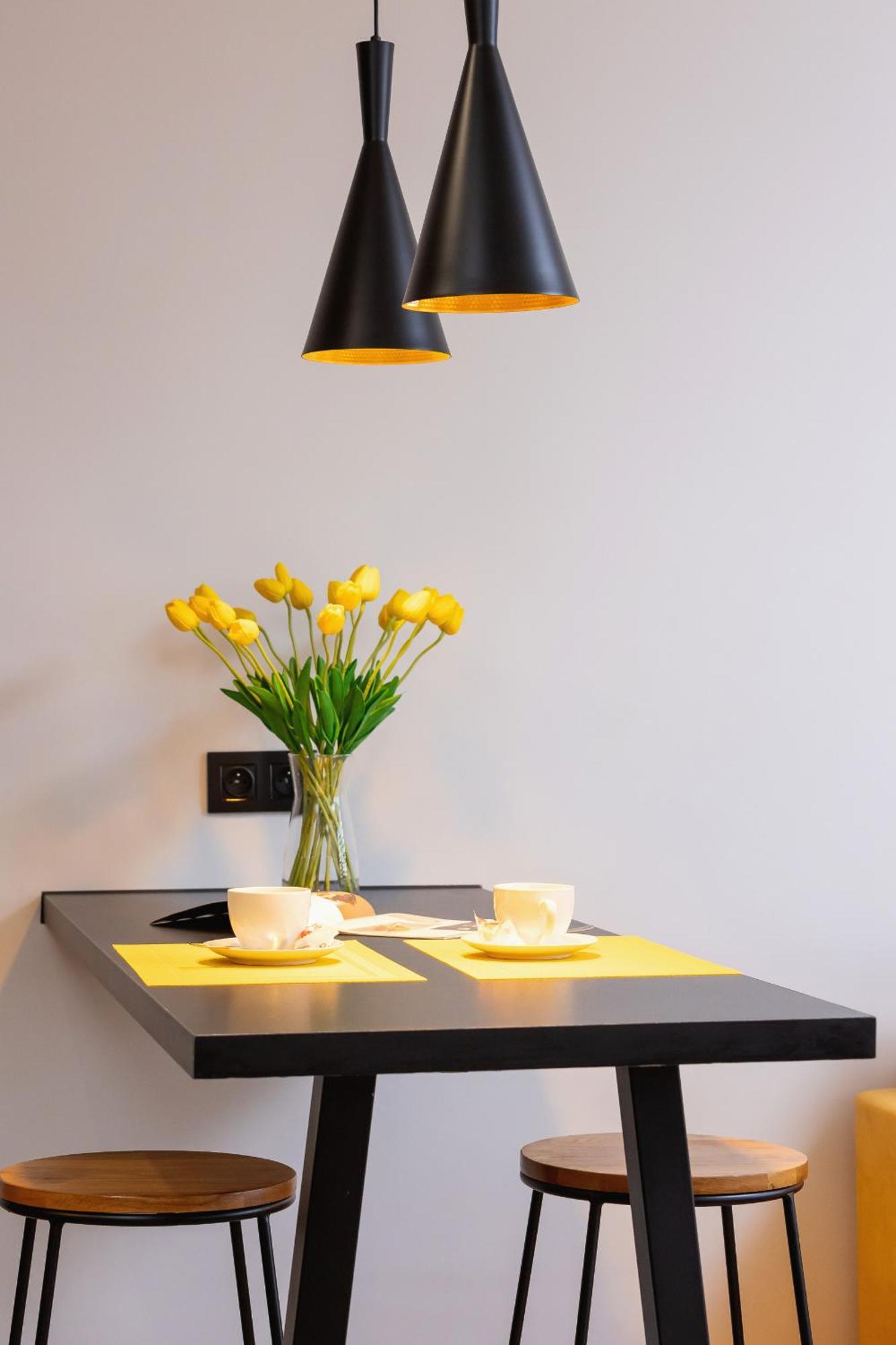 City Center One-Bedroom Apartment With Bathtub By Noclegi Renters Rzeszów Eksteriør bilde